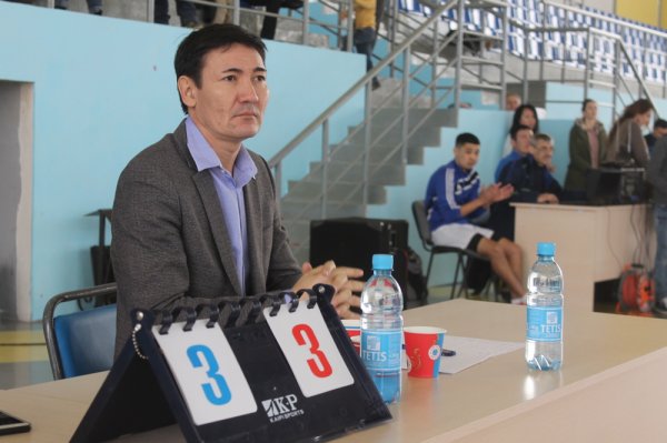 Противостояние команд «Чебурашки» и «Апельсинки»: Необычная эстафета прошла в Актау