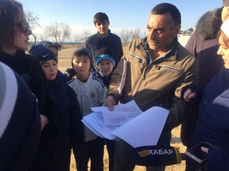 В акимате Актау пообещали убрать зоопарк с территории стадиона «Каспий»