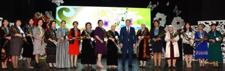 Более 17 тысяч женщин в Мангистауской области - многодетные матери