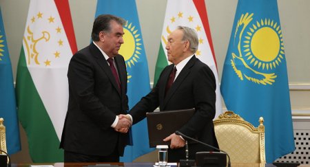 Таджикистанцы смогут находиться в Казахстане без регистрации до 30 дней
