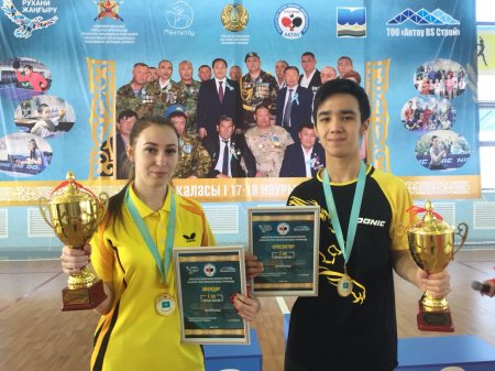 Победители турнира по настольному теннису