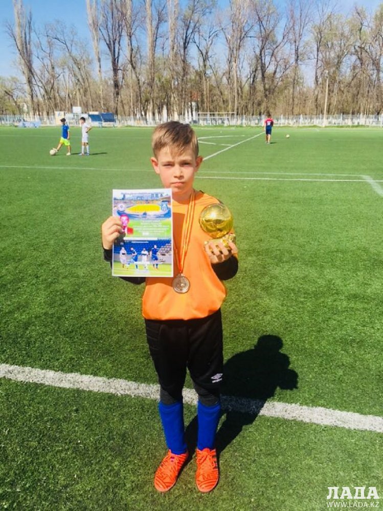 Юный Артём Медовской из Актау признан лучшим вратарём республиканского турнира по футболу