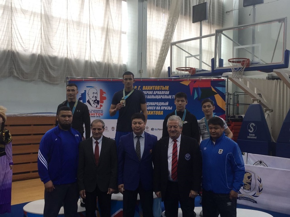 Саясат Есибаев из Актау стал бронзовым призером международного турнира по боксу