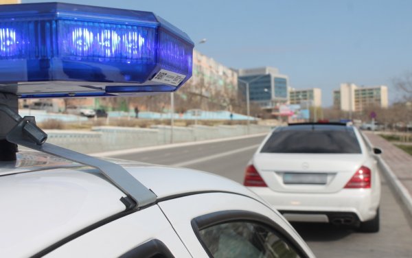 Полицейские «взялись» за свадебные кортежи в Актау