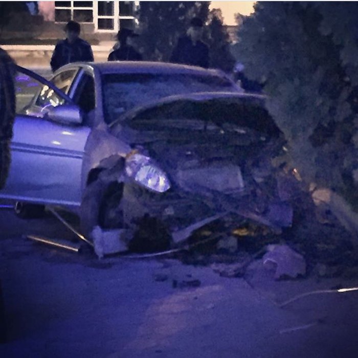 Последствия двух ночных ДТП в Актау попали на фото и видео