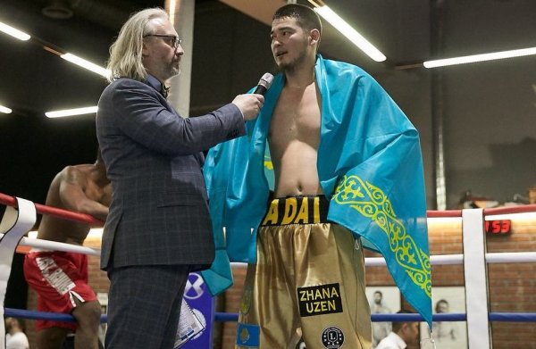 Жанаозенский боксер Уалихан Бисенкулов одержал третью победу на профи-ринге в России