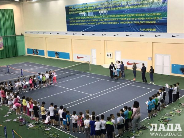 Актауские теннисисты завоевали пять наград на республиканском турнире