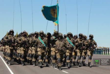 Решение министра обороны - Майкеев о проведении боевого парада в Отаре