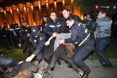 Митинги в Армении и Грузии: схожие требования, но разные причины