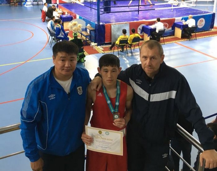 Боксер из Актау  Женис Нурас стал победителем чемпионата РК среди молодежи