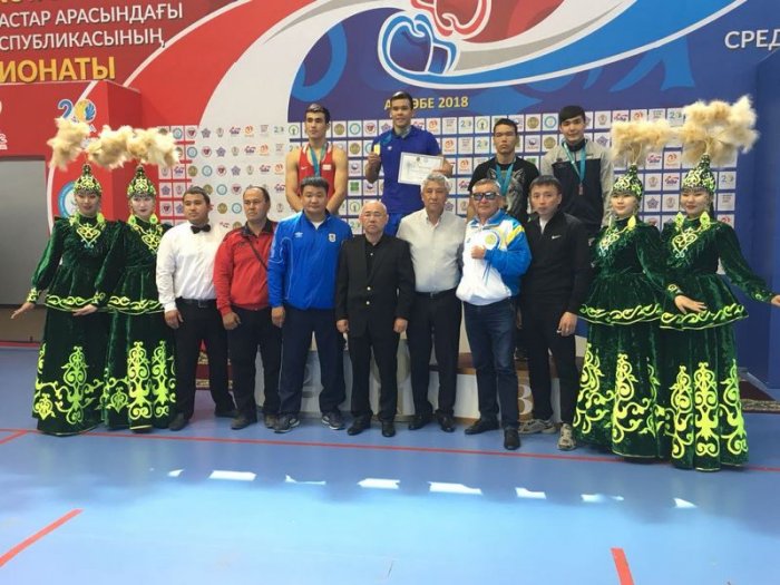 Боксер из Актау  Женис Нурас стал победителем чемпионата РК среди молодежи