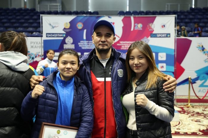 Жанна Баскаева из Актау завоевала «бронзу» на чемпионате Казахстана по боксу