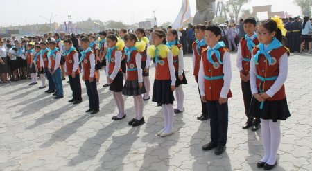 Современные пионеры: Более 72 тысяч учащихся Мангистау входят в ряды организаций «Жас Ұлан» и «Жас Қыран»