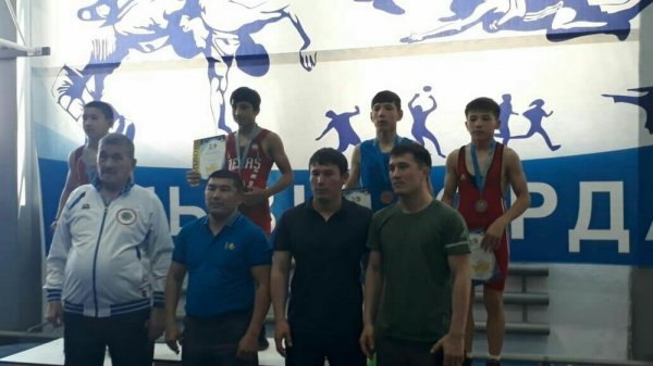Спортсмены из Мангистау завоевали две «бронзы» на республиканской спартакиаде по вольной борьбе