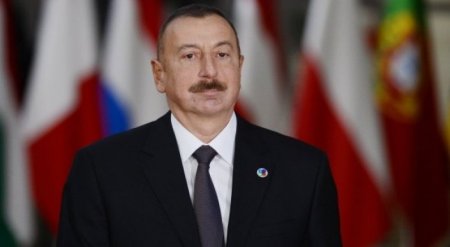 Ильхам Алиев помиловал двух казахстанцев