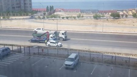 Незаконная эвакуация в 17 мкр. вдоль 3,4,5 домов