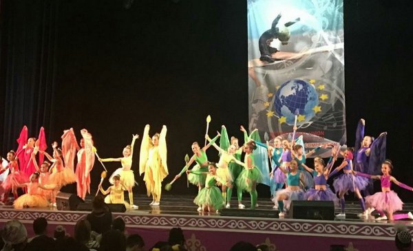 Ансамбль танца «Улыбка» из Актау завоевал гран-при международного фестиваля