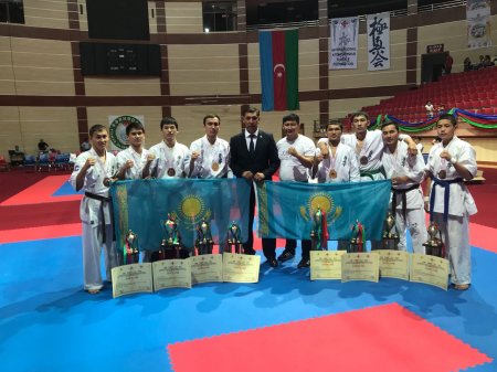 Спортсмены из Мангистау завоевали пять медалей на чемпионате мира по киокушинкай-карате в Баку