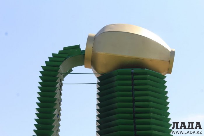 Архитектурный объект вызвал недоумение у жителей Актау