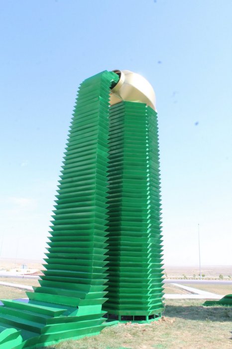 Архитектурный объект вызвал недоумение у жителей Актау