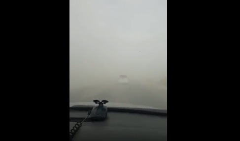 Пыльная буря на трассе Актау-Жанаозен. ВИДЕО