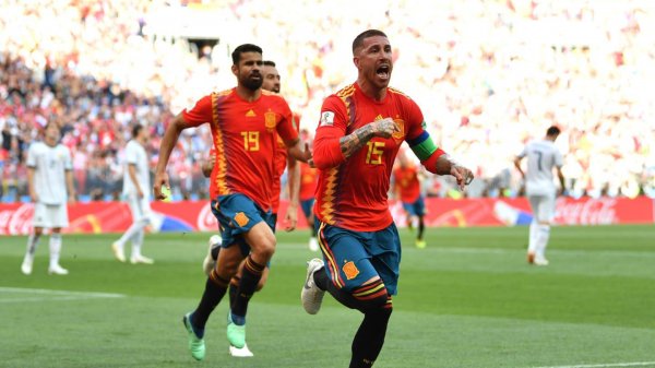 Россия по пенальти обыграла Испанию и вышла в четвертьфинал чемпионата мира