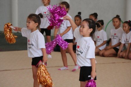 Олимпийская чемпионка Маргарита Мамун провела в Актау мастер-класс