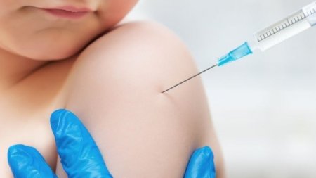 Китайская фармкомпания поставила более 250 тысяч доз некачественной вакцины