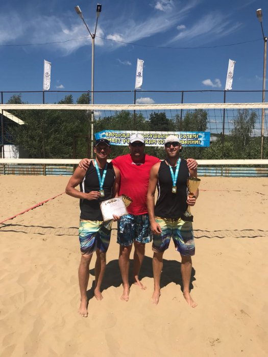 Актауские спортсмены завоевали четыре медали в  III туре чемпионата Казахстана по пляжному волейболу