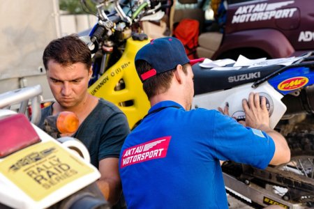 Актауский мотоциклист занял первое место на четвертом этапе Moto Rally Cup в России