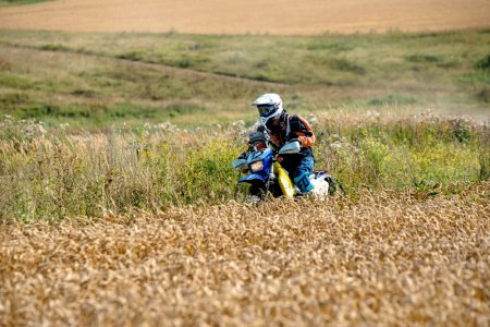 Актауский мотоциклист занял первое место на четвертом этапе Moto Rally Cup в России
