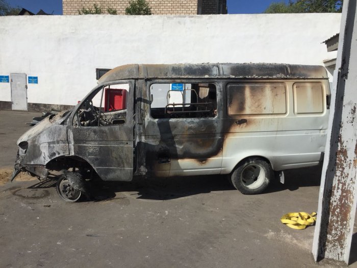 В войсковой части в селе Умирзак при пожаре пострадали два человека