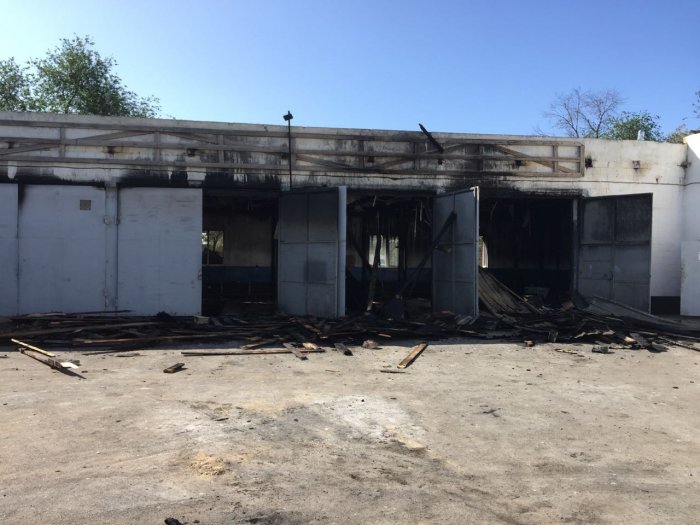 В войсковой части в селе Умирзак при пожаре пострадали два человека