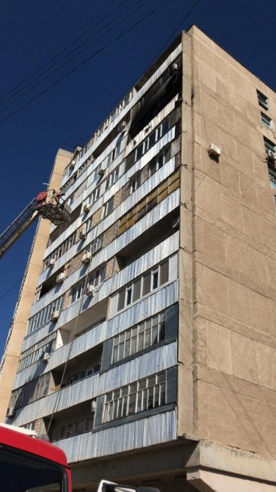 В доме №5 в 4 микрорайоне Актау загорелась квартира