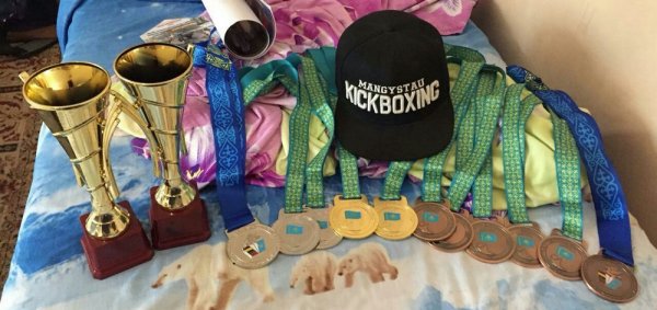 Актауские кикбоксеры стали призерами республиканского турнира