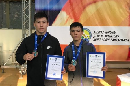 Студенты из Мангистау привезли восемь медалей по боксу