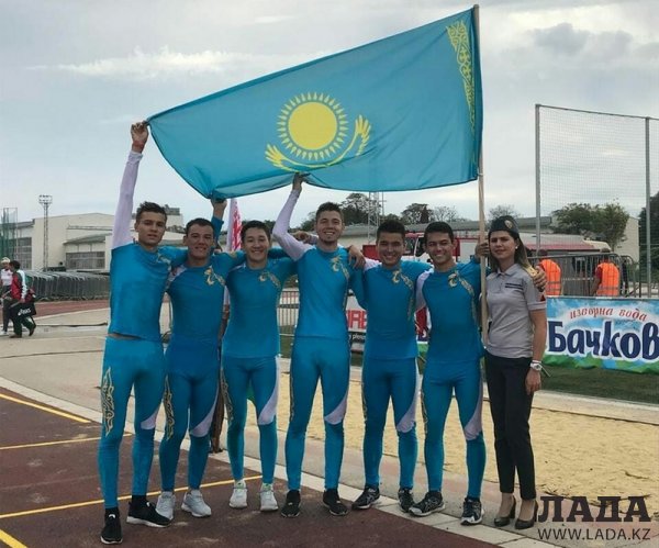 Ученик 11 класса из Актау установил два рекорда по пожарно-спасательному спорту