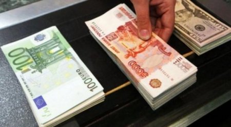 Правительство России готовит план отказа от доллара - СМИ