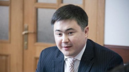 Тимур Сулейменов: Полный отказ Казахстана от доллара – утопия