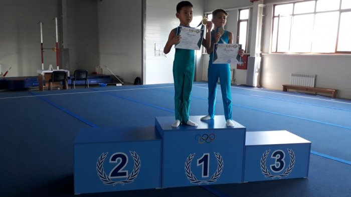 Юные атлеты Актау завоевали две медали на республиканском турнире по спортивной гимнастике