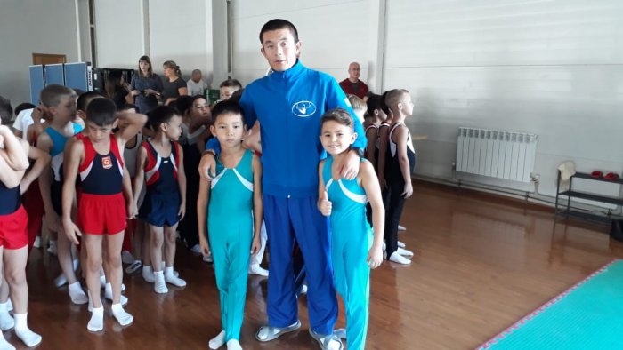 Юные атлеты Актау завоевали две медали на республиканском турнире по спортивной гимнастике