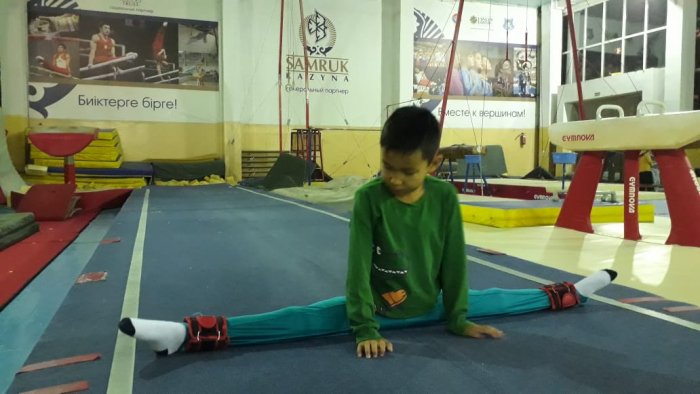 Юные атлеты Актау завоевали две медали на республиканском турнире по спортивной гимнастике