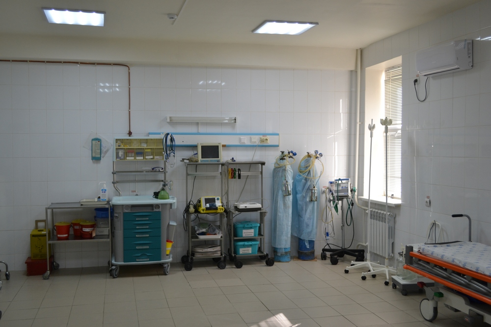 Болатбек Каюпов: Многие плановые больные стоят в очереди из-за нехватки мест в Мангистауской больнице