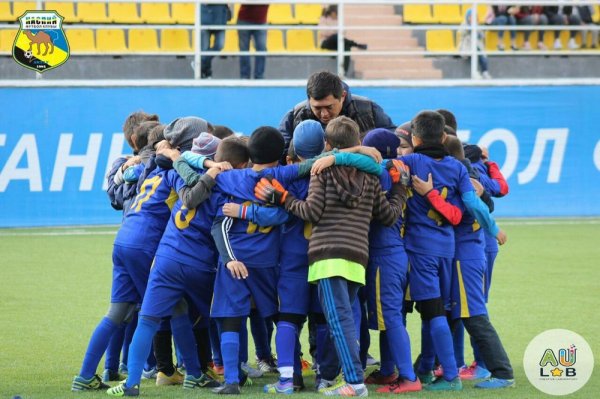 В Актау начался отбор юных футболистов
