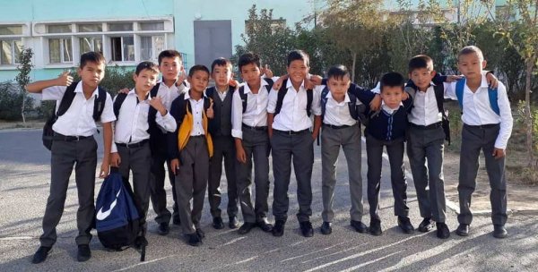 В Актау начался отбор юных футболистов