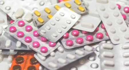 "Подростки легко покупают лекарство-наркотик". Дарига Назарбаева обратилась к Минздраву