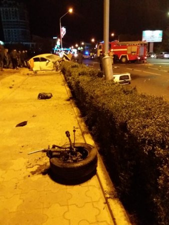 Напротив областного акимата в Актау произошла авария