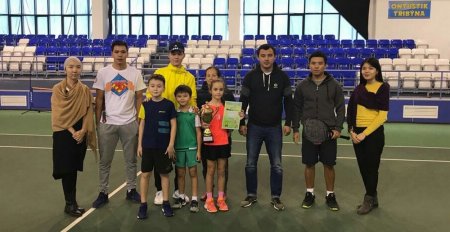 Трое теннисистов из Актау стали призерами республиканских турниров