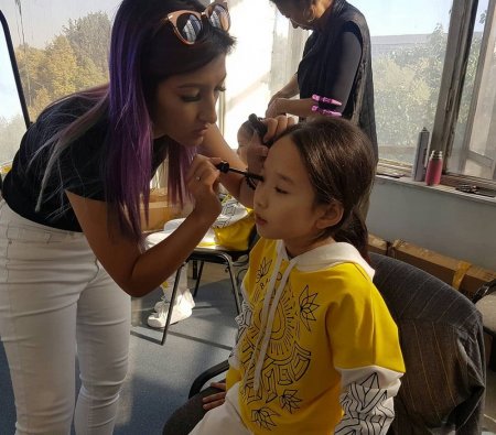 Поддержать Дильназ Тилепову из Актау в конкурсе «Бала дауысы-2018» просят горожан