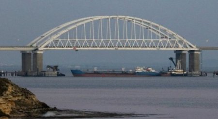 Украина готовится ввести военное положение из-за событий в Азовском море